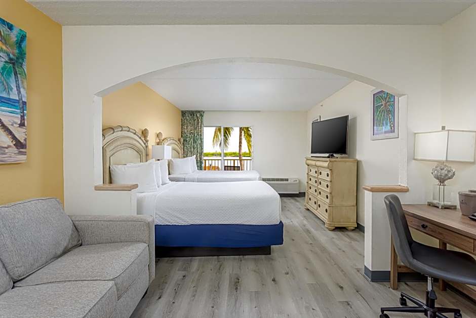 Hutchinson Island Hotel and Suites
