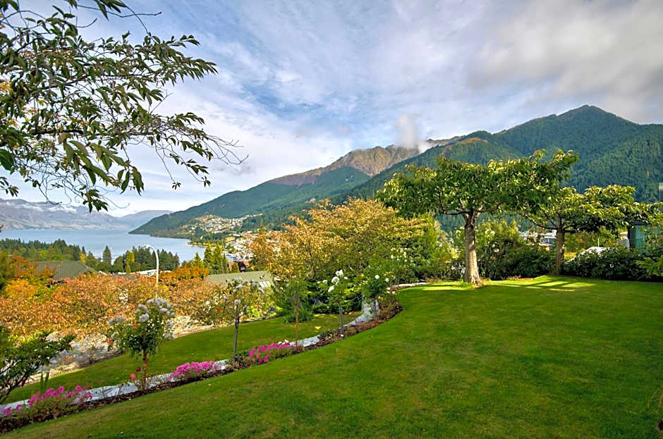 Balmoral Lodge