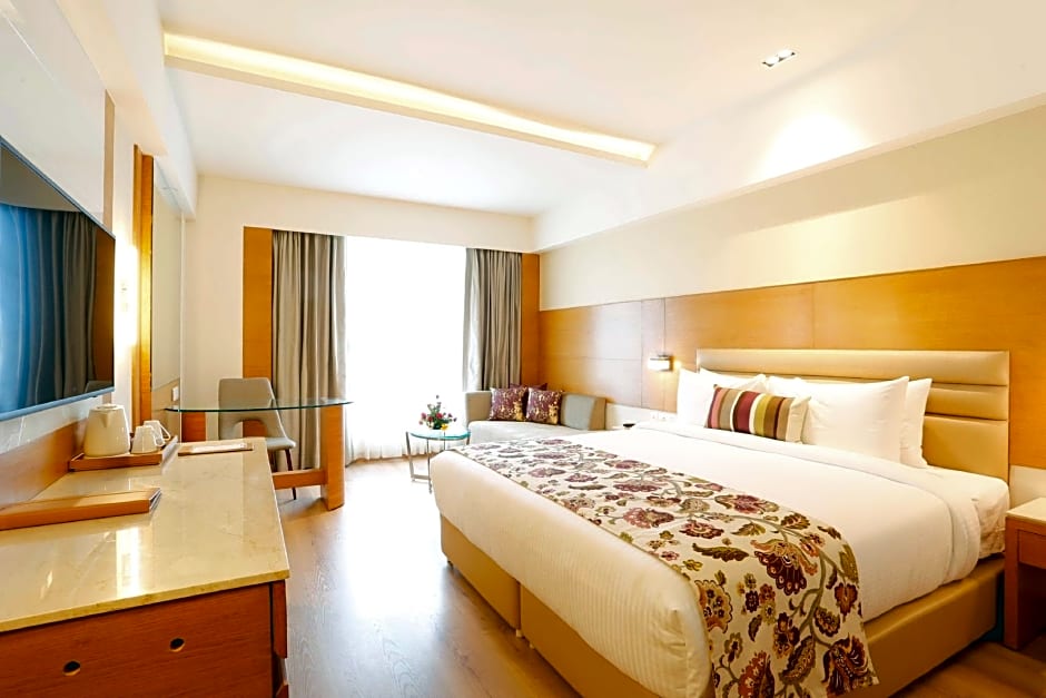 Nataraj Sarovar Portico