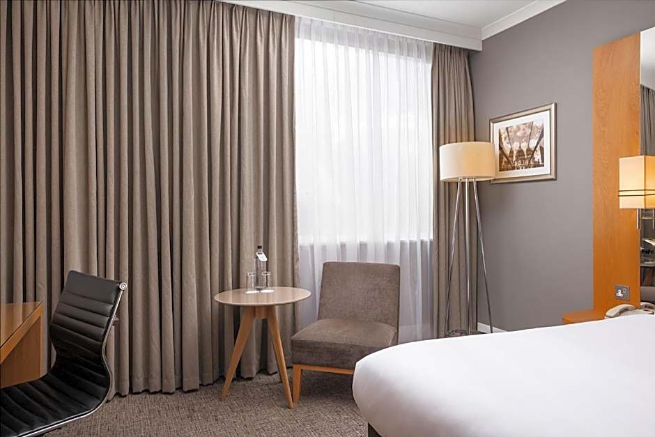 Crowne Plaza London Ealing By IHG