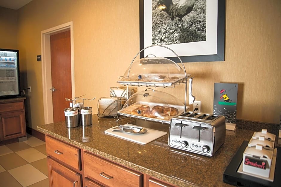 Hampton Inn & Suites Greeley