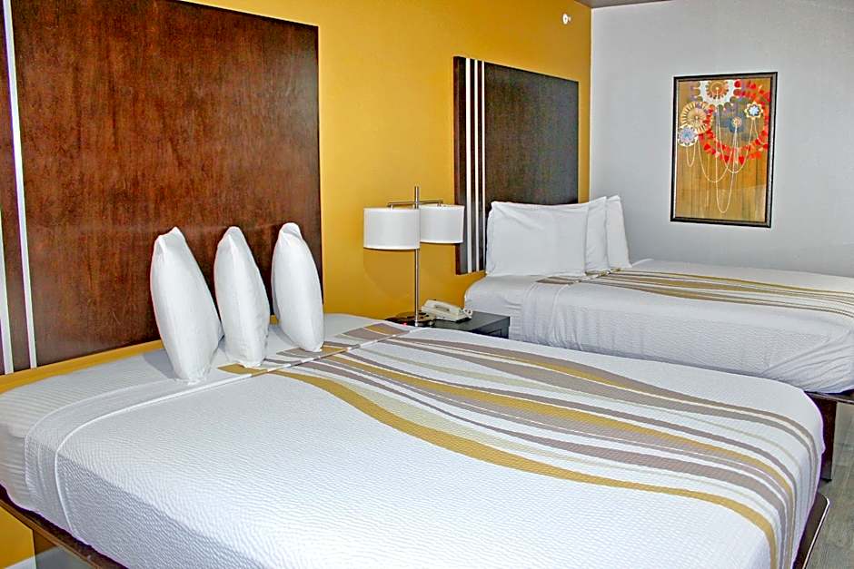 Palacio Royale Houston NW at Beltway 8