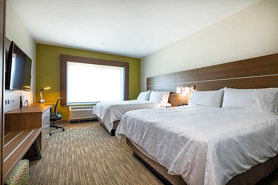 Holiday Inn Express & Suites - San Jose Silicon Valley By IHG