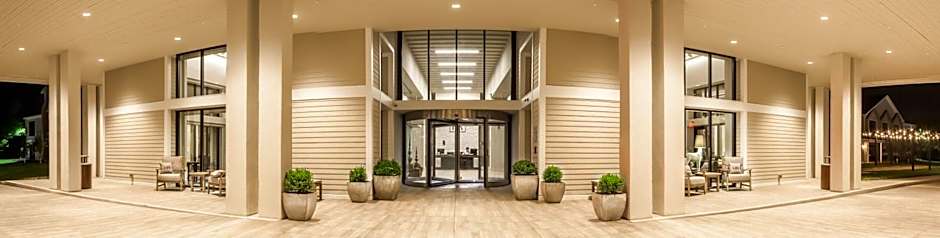 Hotel Renovo Des Moines Urbandale,Tapestry Collection Hilton