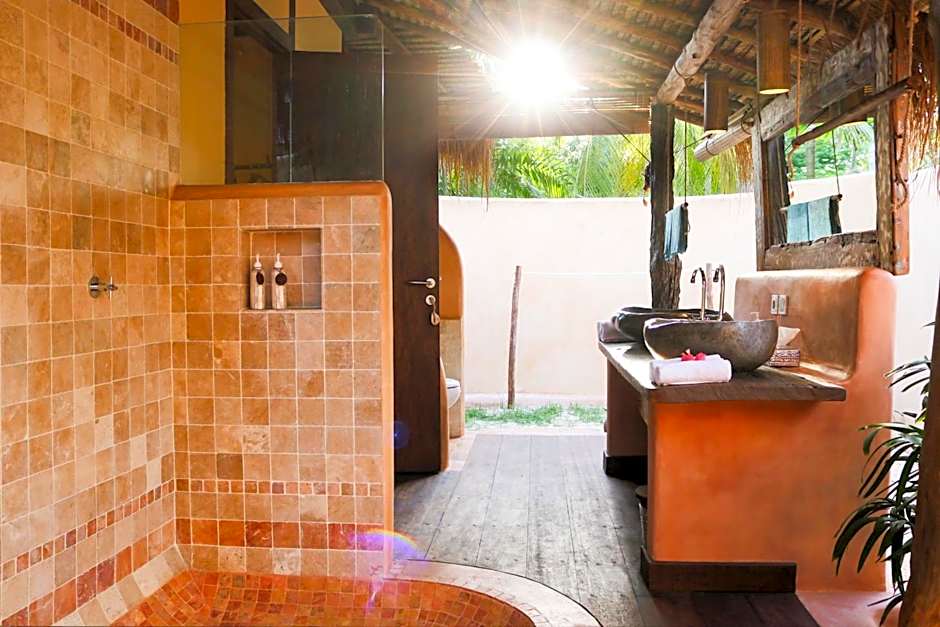 Gili Asahan Eco Lodge & Restaurant