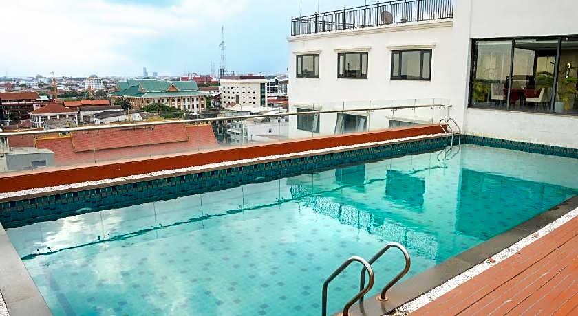 Aaron Riverview Hotel