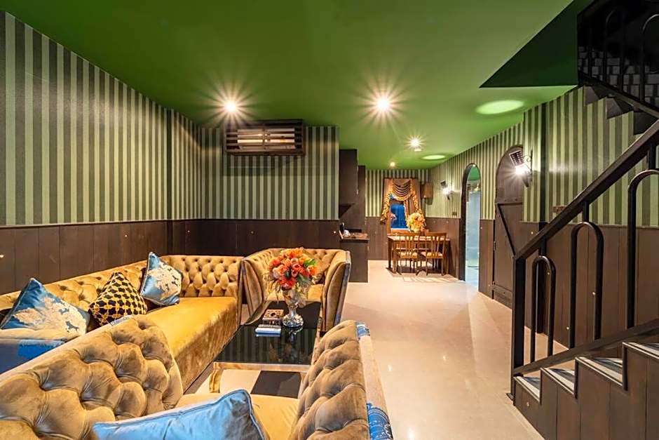 The Castle Pratumnak Hill Pattaya 6 Bedroom