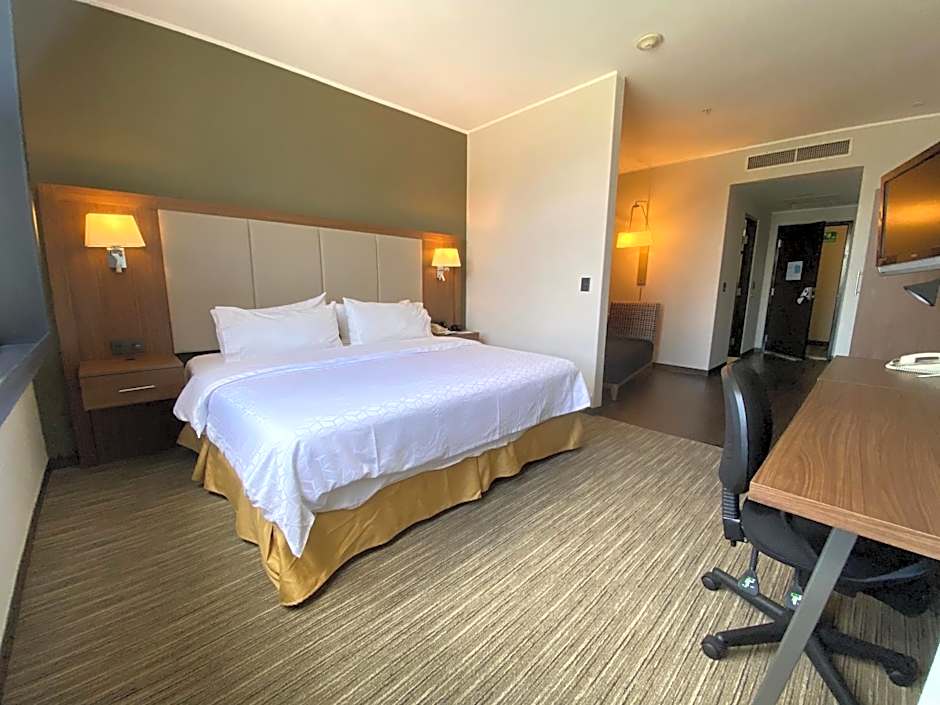 Holiday Inn Express Mexico Santa Fe By IHG