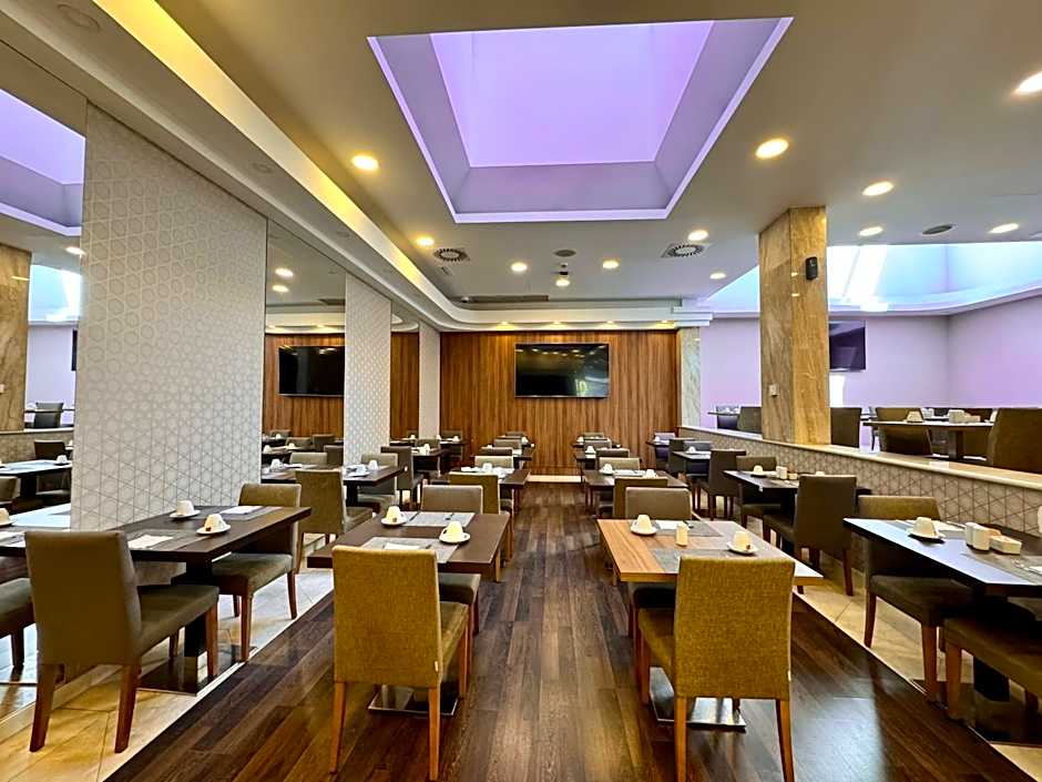 Masa Hotel Almirante