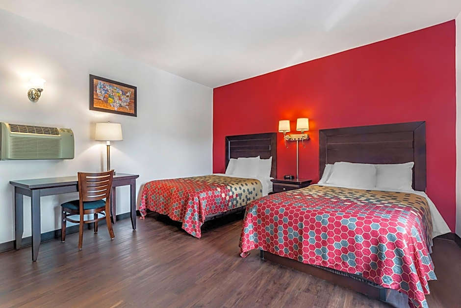 Econo Lodge Lee - Great Barrington