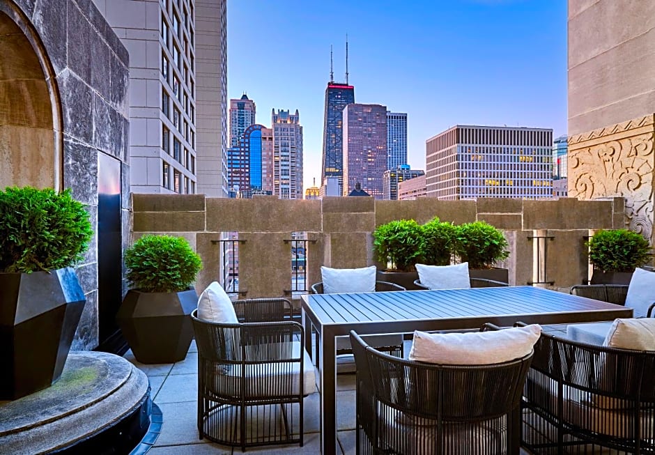 The Gwen, a Luxury Collection Hotel, Michigan Avenue Chicago