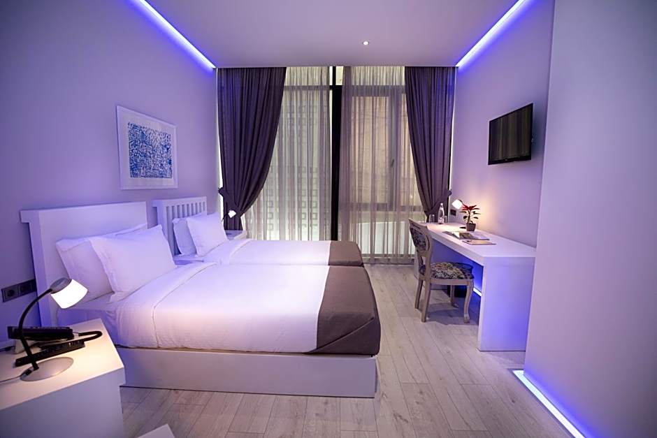 Metro Hotel Tirana