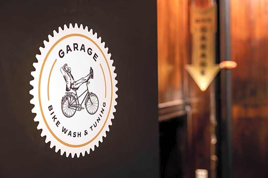 Traveler's Rest Hotel