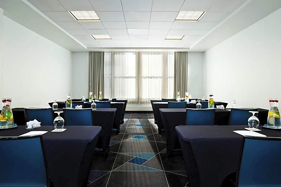 W Hotel Minneapolis The Foshay