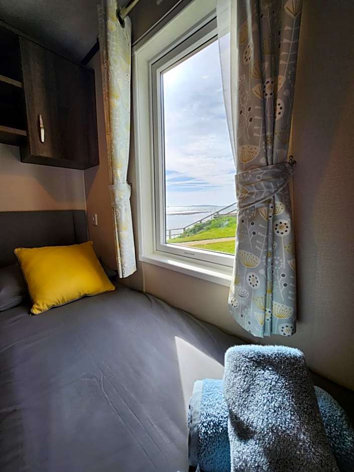 Pemberton Avon pitch 30 Creek Caravan Park dog friendly