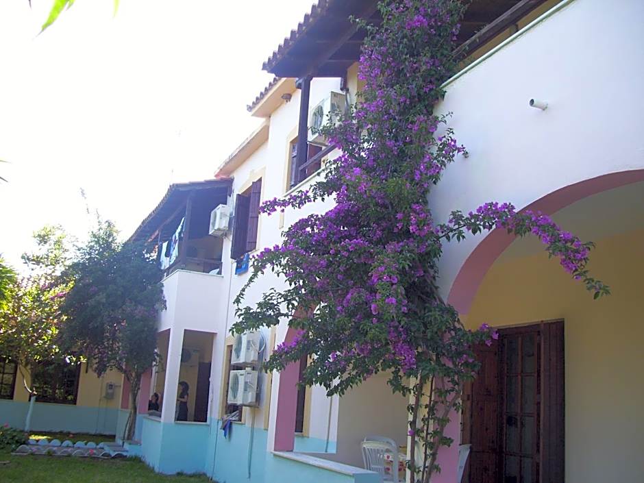 Hotel Elytis