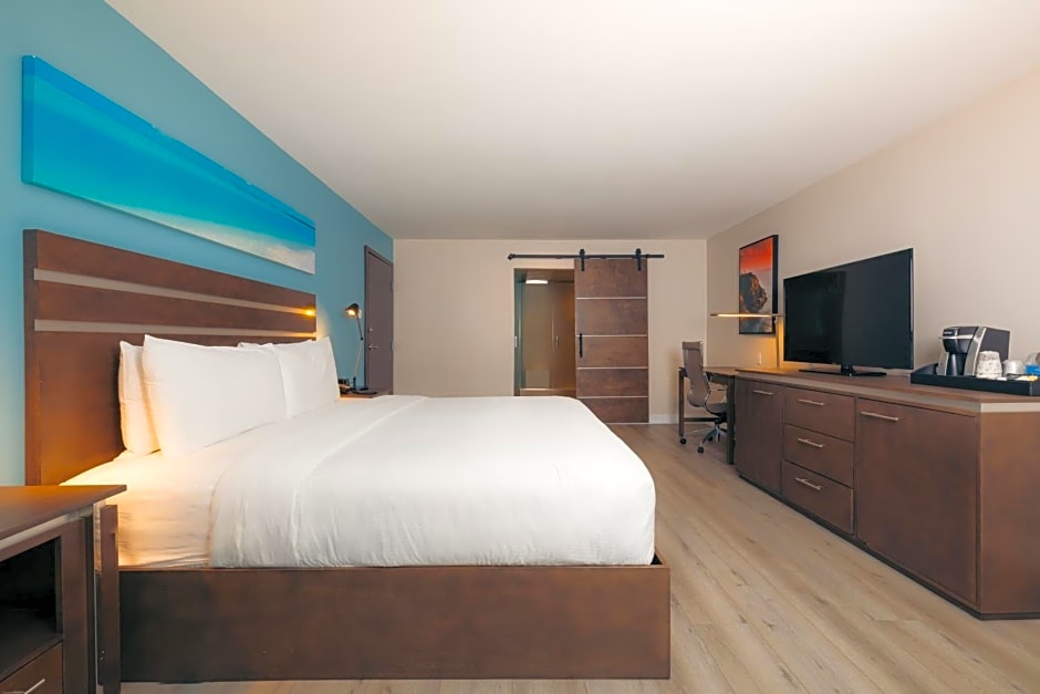 The Cove Hotel