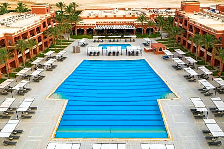 JAZ Tamerina, Almaza Bay