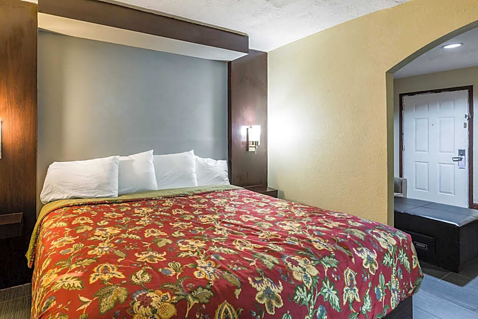 Rodeway Inn & Suites Houston Near Medical Center