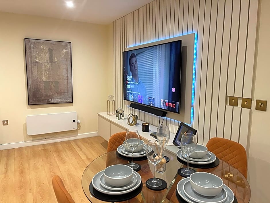 Vikings Apartment City Centre Exclusive Offers With Private Parking & Terrace