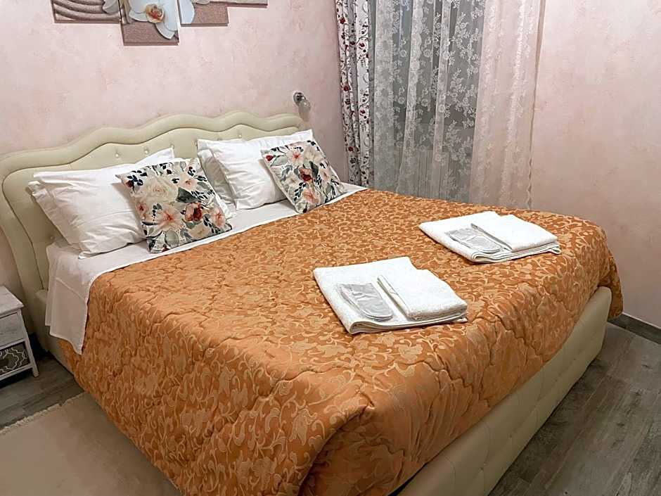 Hotel Diffuso Il Portichetto sulla collina a Vezio Perledo