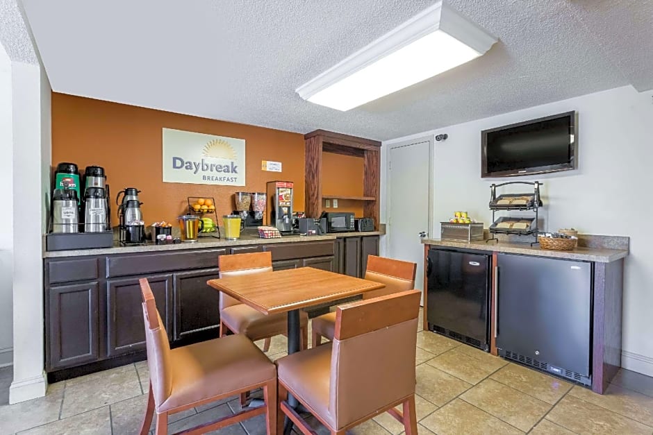 Days Inn by Wyndham Tappahannock