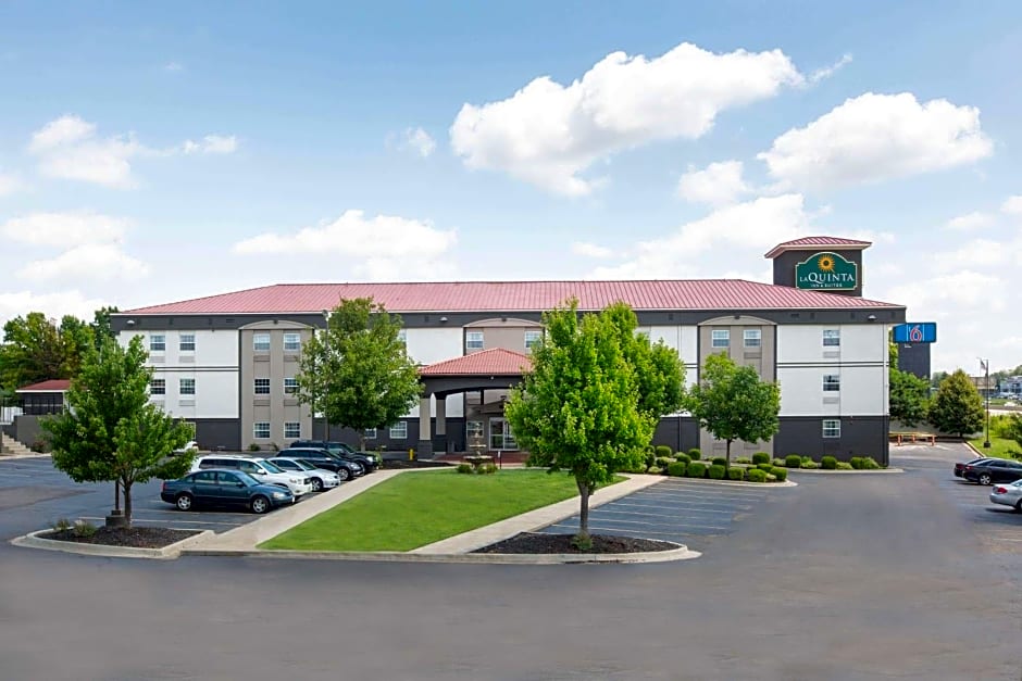 La Quinta Inn & Suites by Wyndham Blue Springs