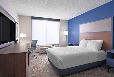 Double Room with Full Bed and Bathtub with Grab Bars - Mobility Accessible/Non-Smoking