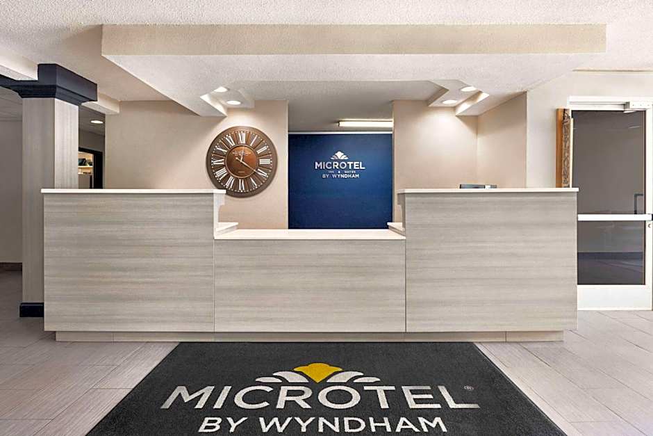 Microtel Inn & Suites By Wyndham Florence/Cincinnati Airport