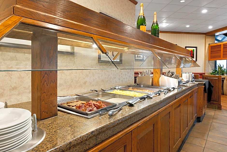 Wyndham Riverfront Little Rock