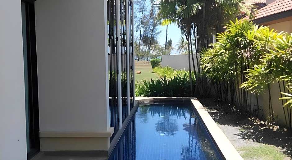 Sabah Beach Villas & Suites