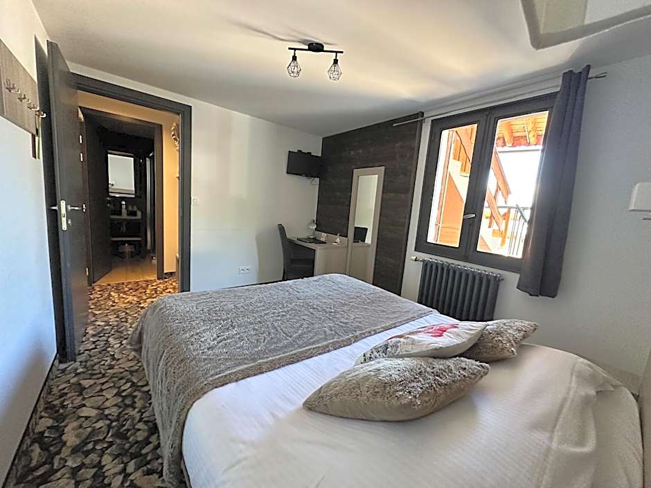 Hôtel-Chalet les Mélèzes