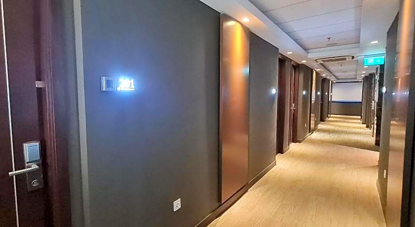 FOX Lite Grogol Jakarta