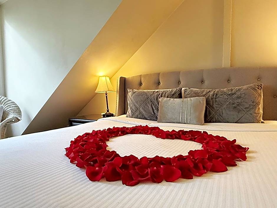 Arnica Views Summit Retreat