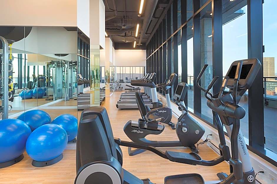 Hotel AC Montreal Centre-ville