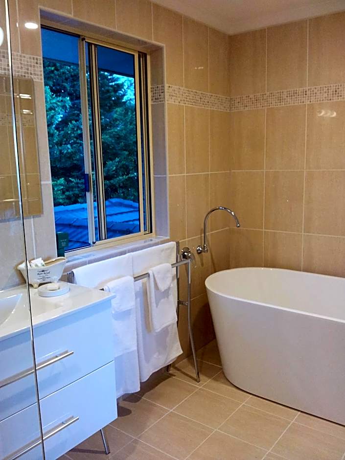 Waterview Gardens B&B