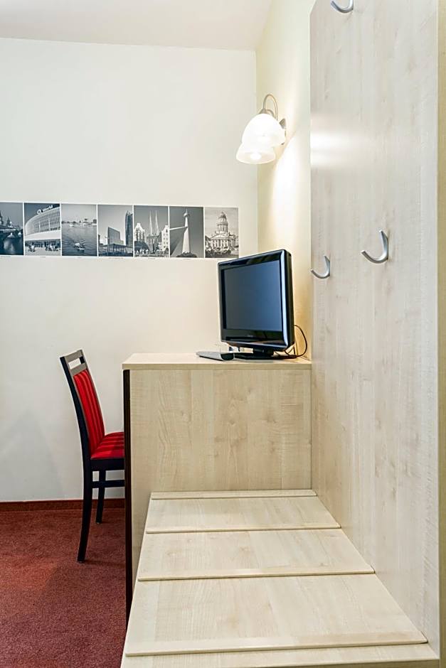 Hotel Mit-Mensch