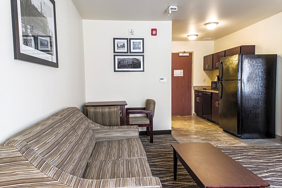 Cobblestone Hotel & Suites - Stevens Point