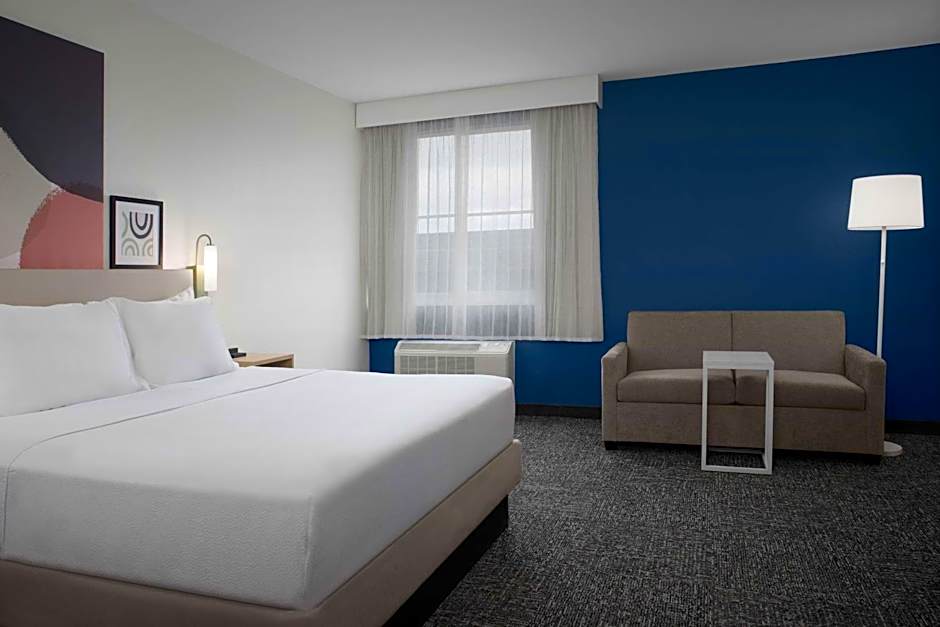 Spark by Hilton Miami Doral