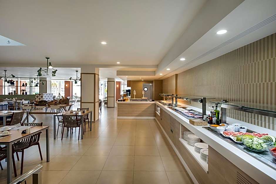 Hotel LIVVO Anamar Suites