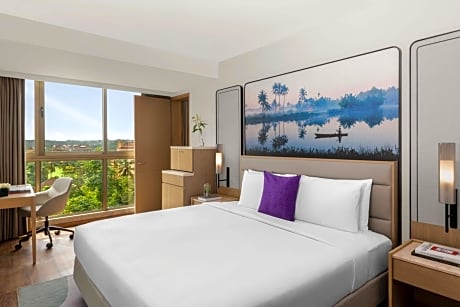 Premium Room King Bed Sea View