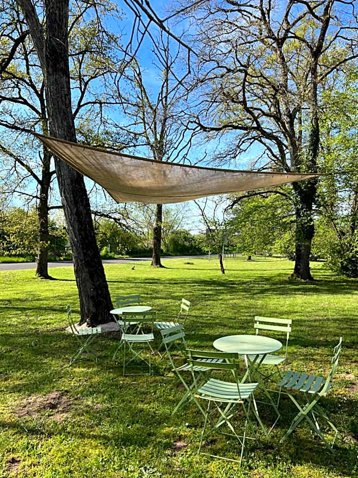 Motel Les Broussailles