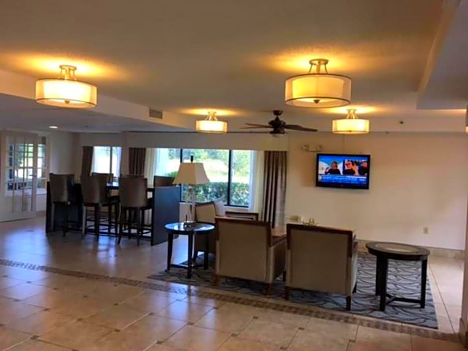 Best Western Plus Cypress Creek