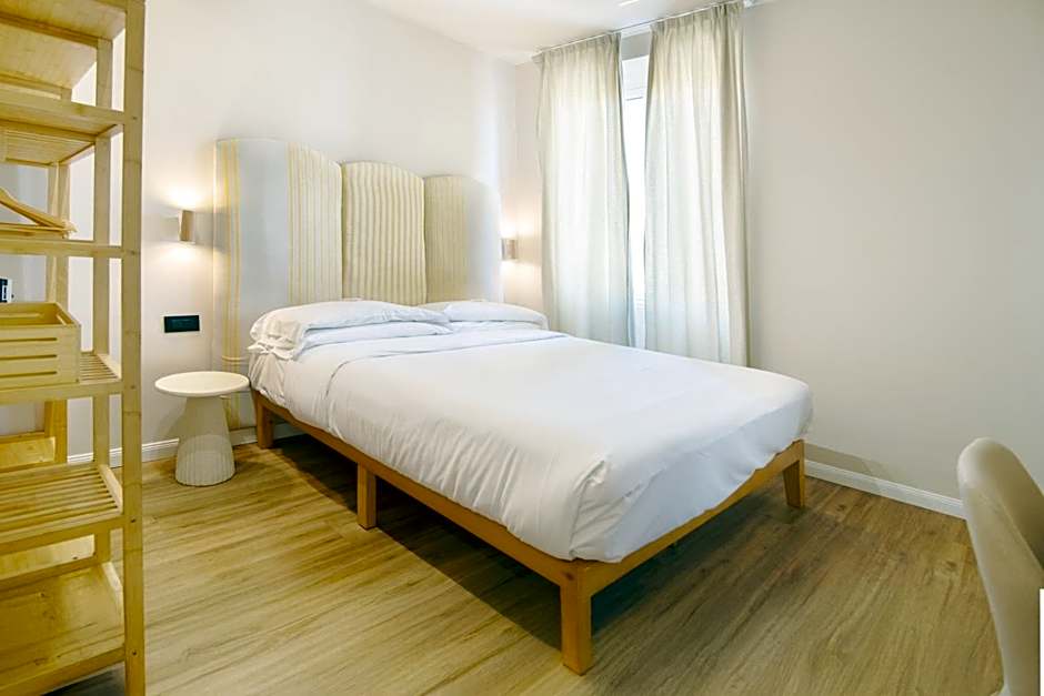 Photo 1 of 20 of 1 Double Bed or 2 Beds, Side Sea View
