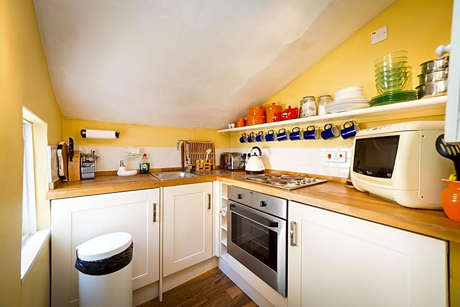 Trembling Madness Apartments