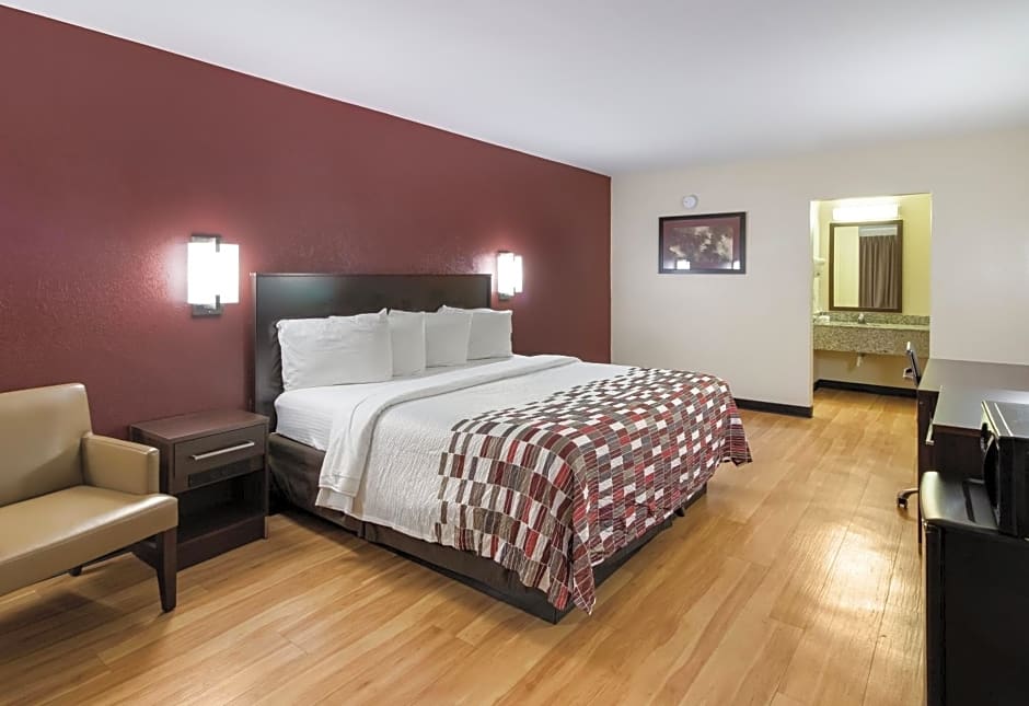 Red Roof Inn & Suites Commerce - Athens