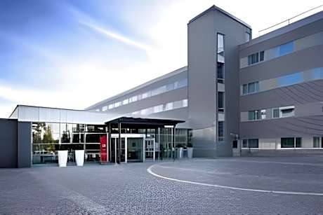 Standard Queen Smoking