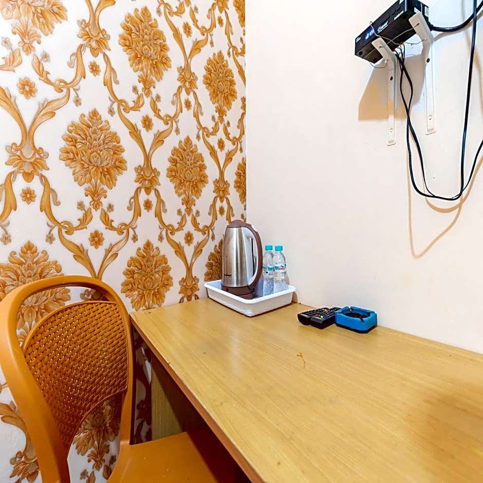 RedDoorz near RS Permata Cirebon