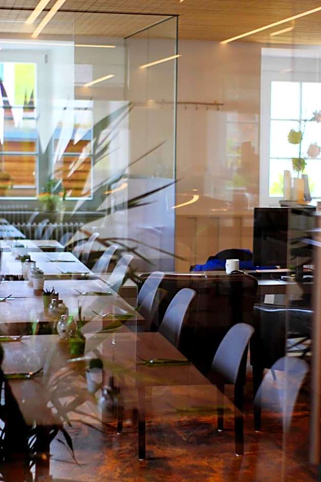 DIE KRONE - Hotel Garni