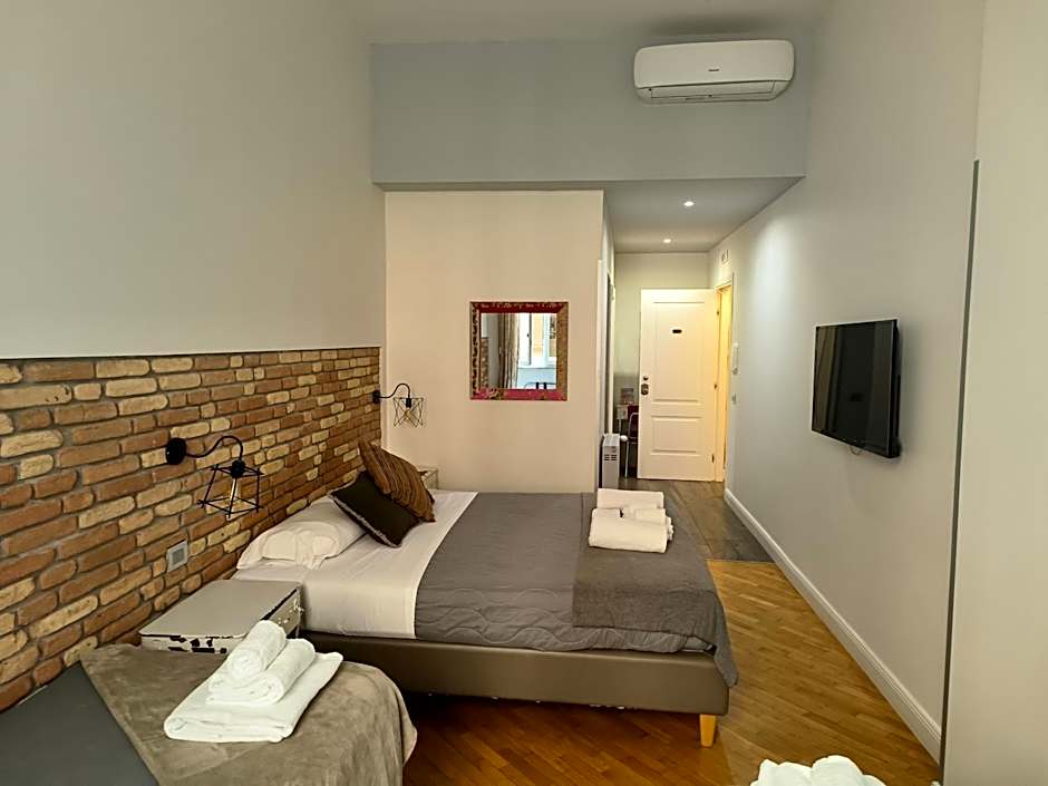 Trevi Contemporary Suite